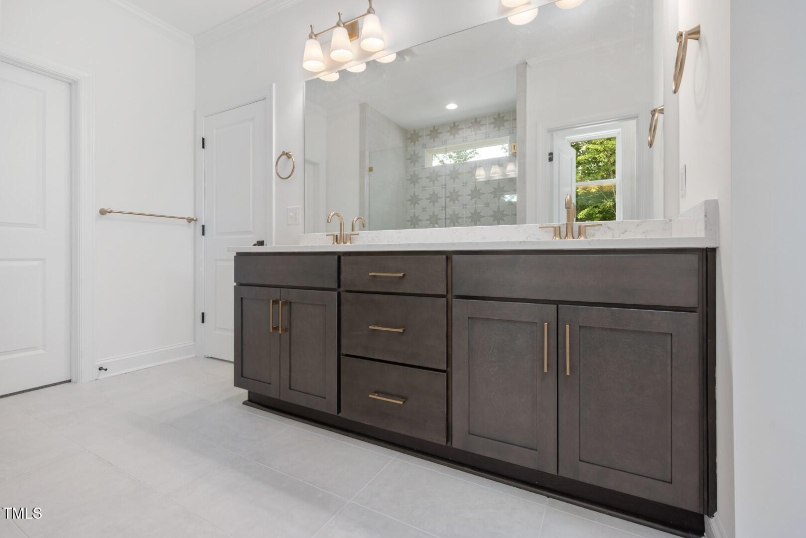 200 Whistlers Cove