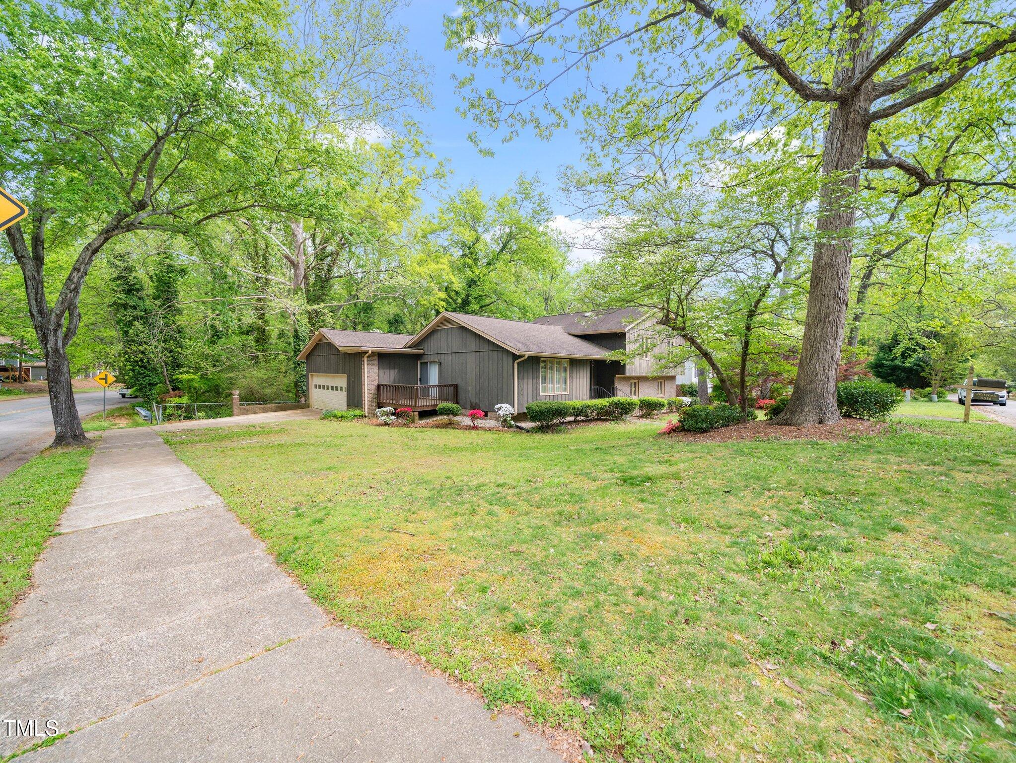 5816 Old Forge Circle
