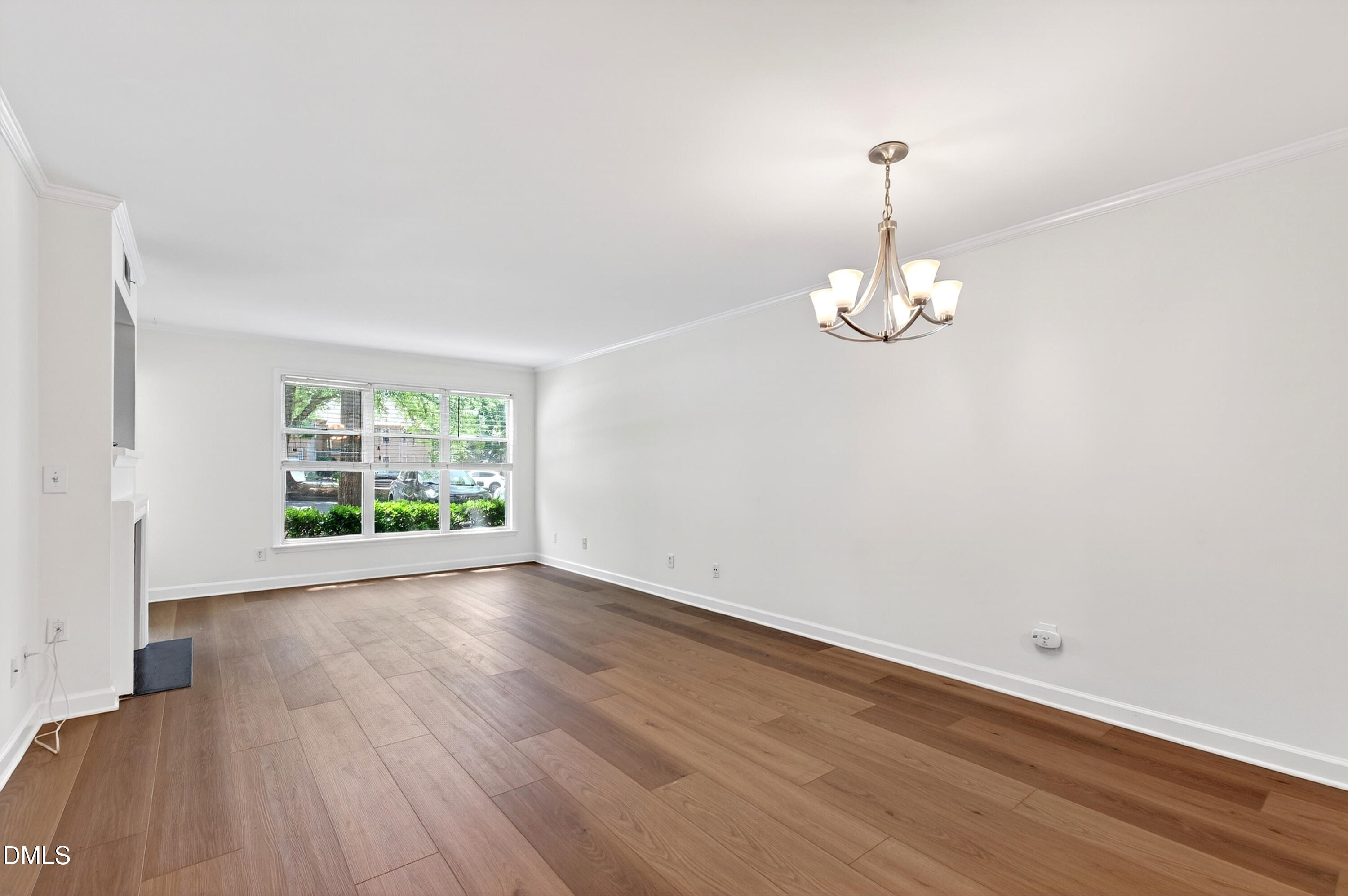 1010 Nicholwood Drive 103