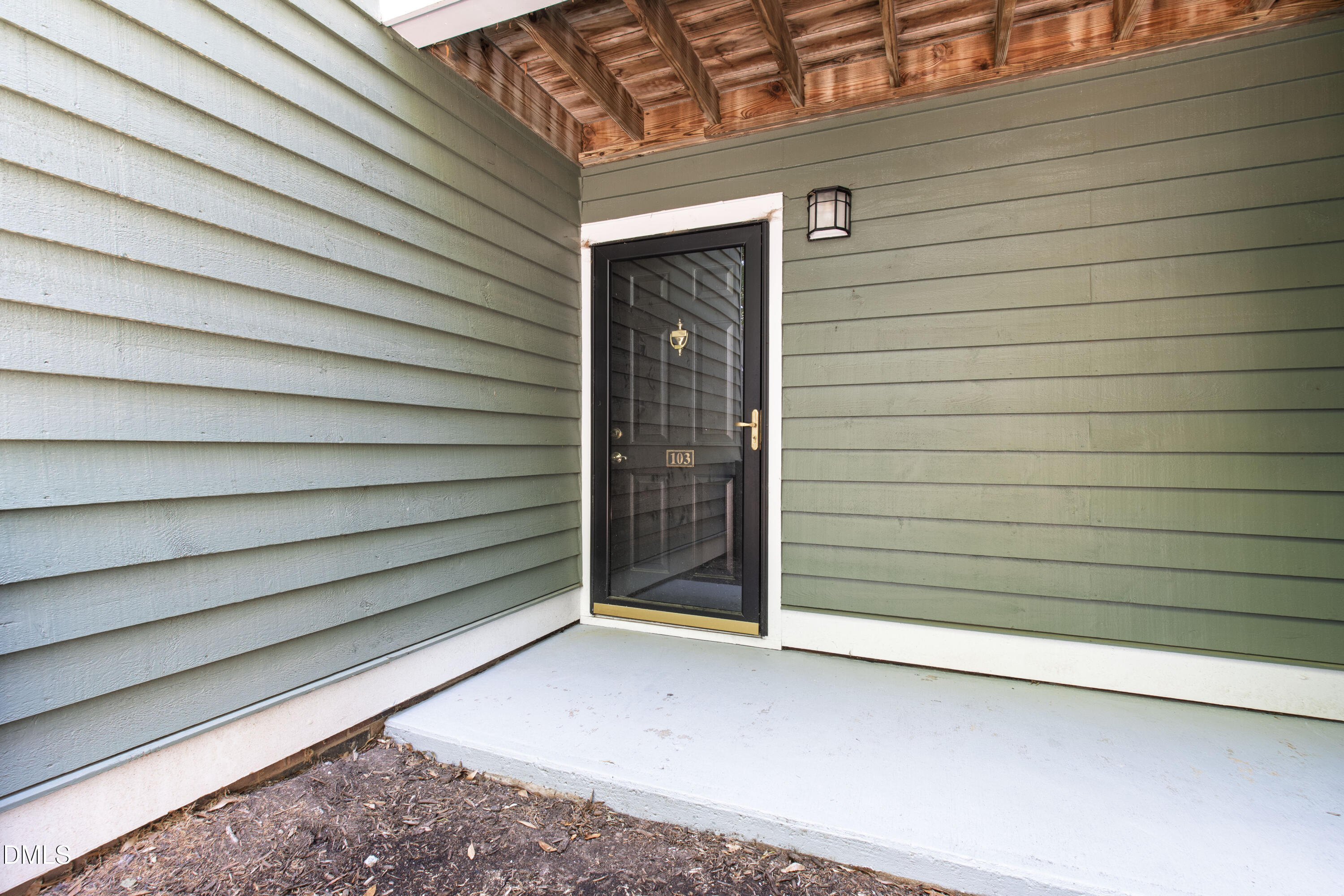 1010 Nicholwood Drive 103