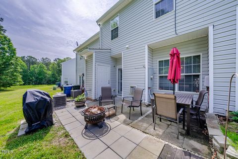 Townhouse in Durham NC 546 Summer Breeze Drive 21.jpg