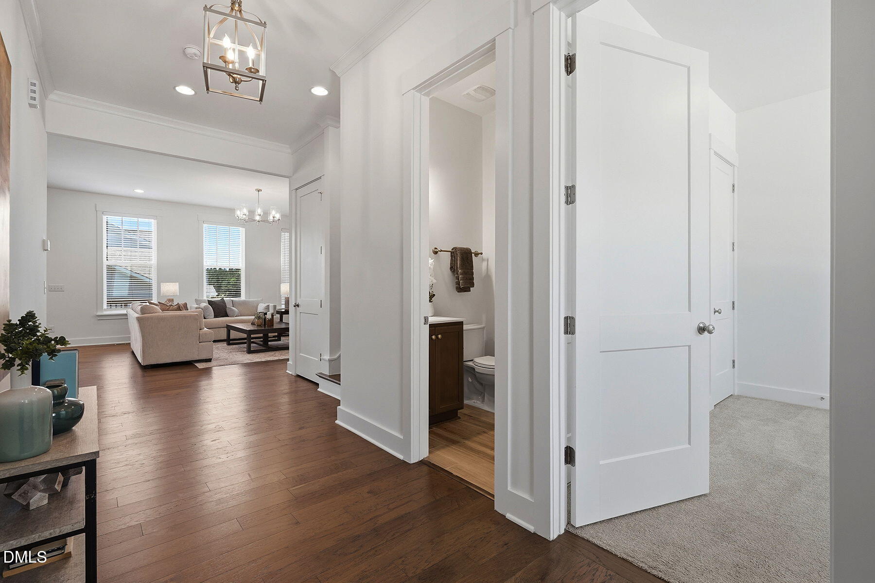 100 Oaks End Drive
