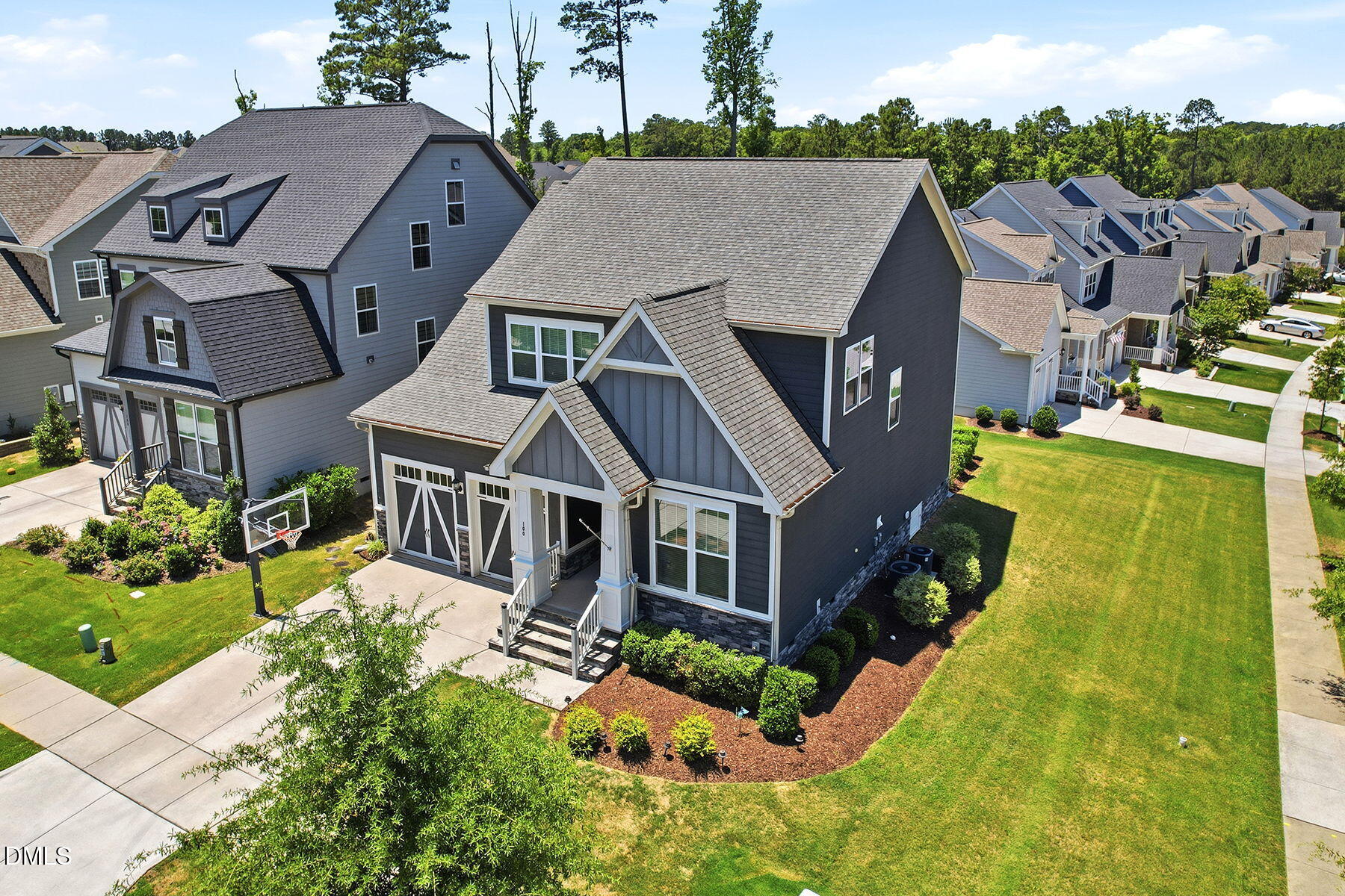 100 Oaks End Drive