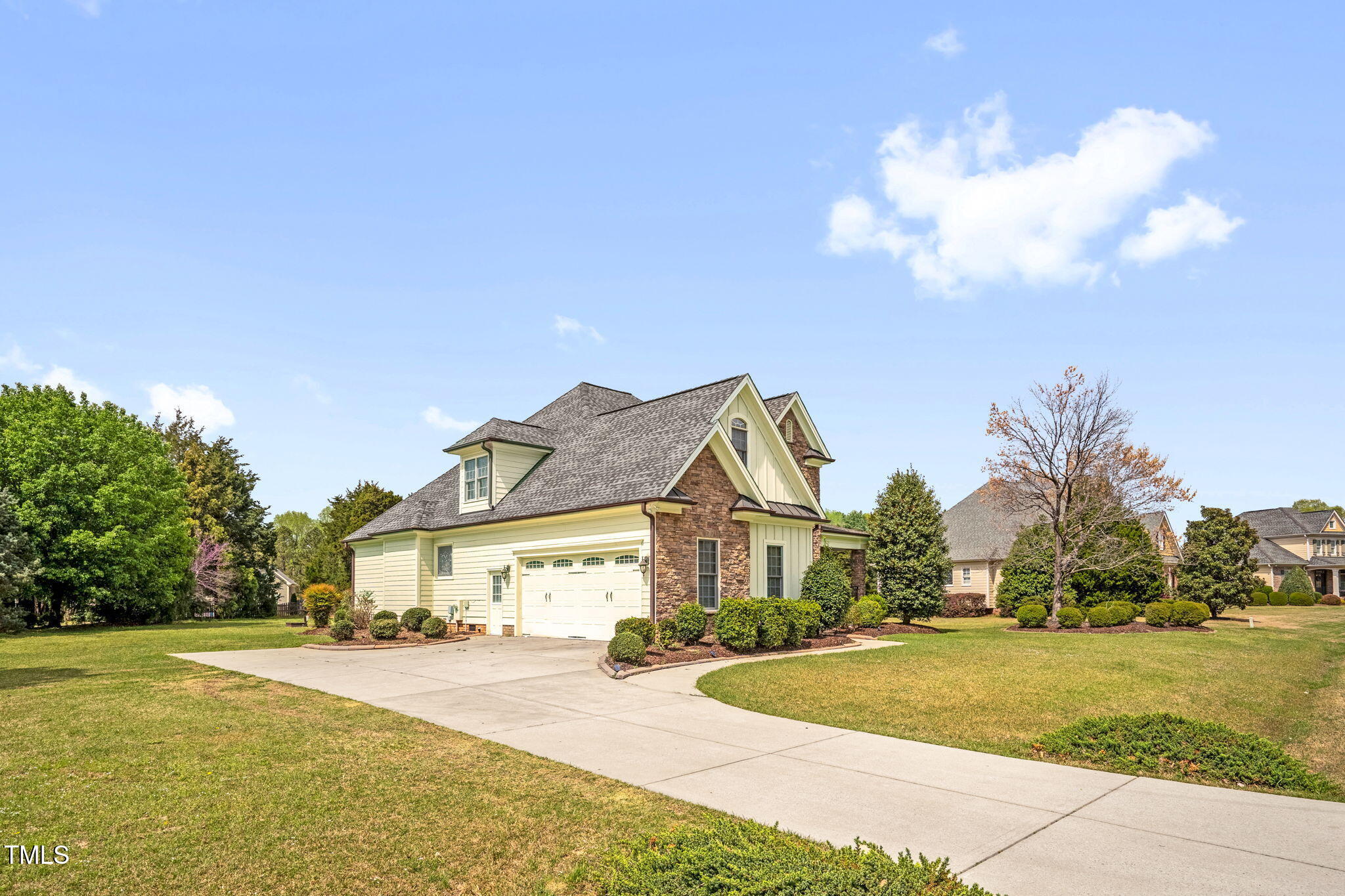 432 Kings Hollow Drive