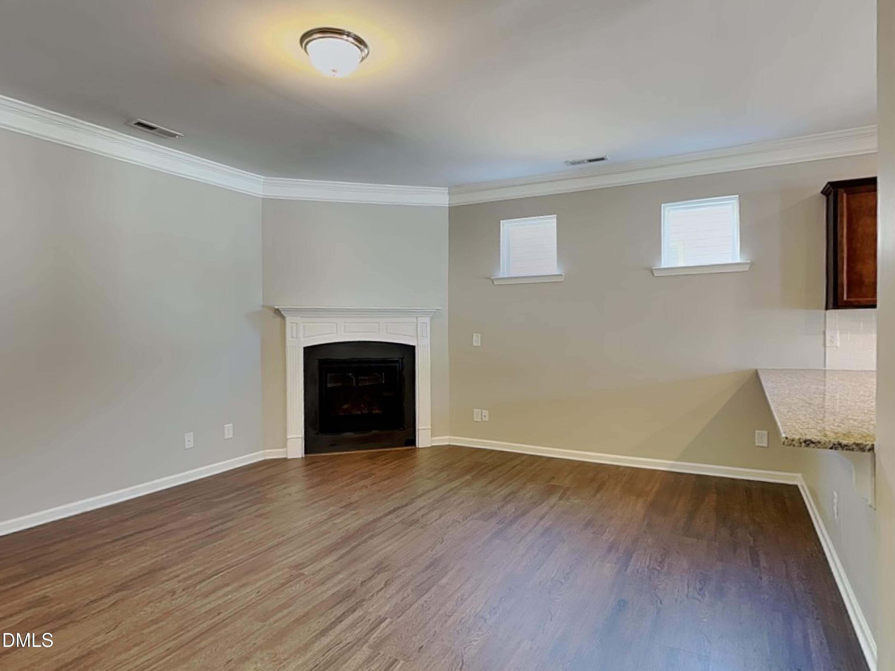 73 Crownview Court