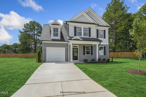 Photo of 174 Eagle Rock Drive, Lillington, NC 27546 (MLS # 10151680)