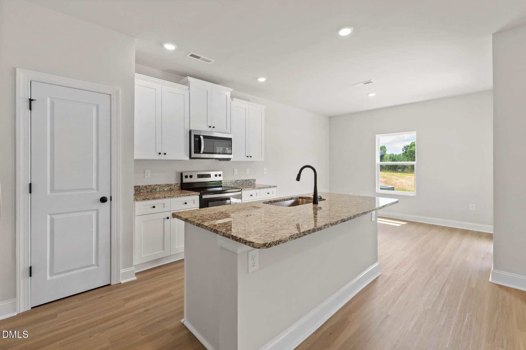 1122 Rhino Bend