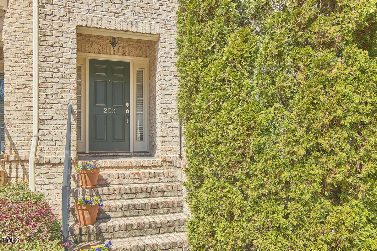 203 Valleyshire Road