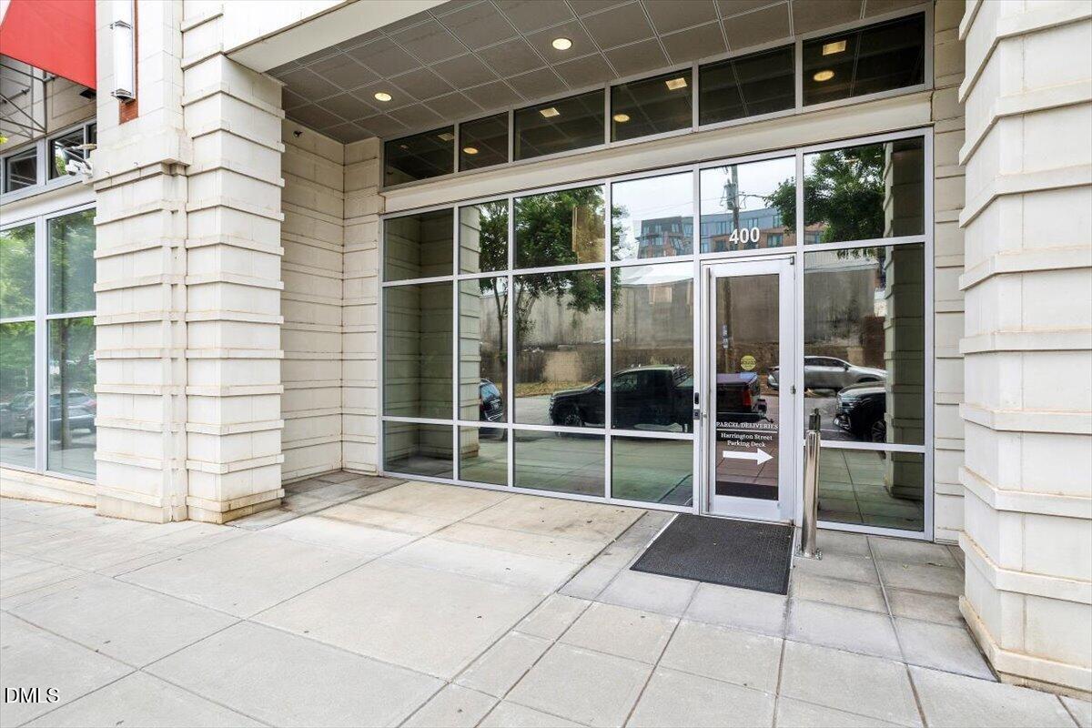 400 W North Street 634