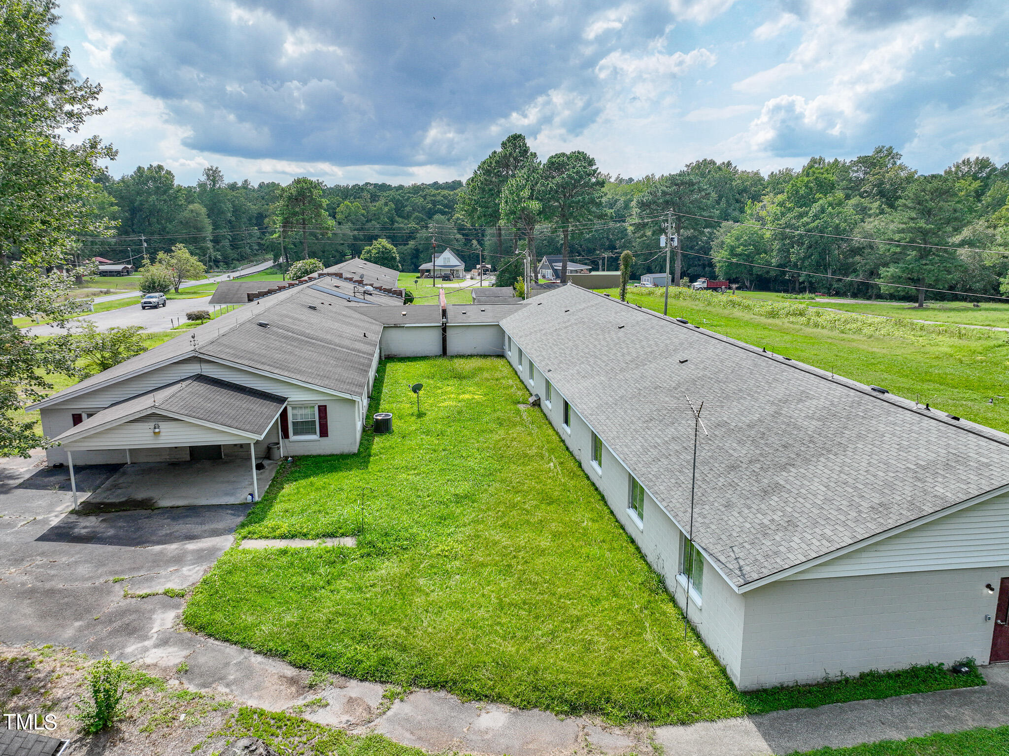361 Leonard Road
