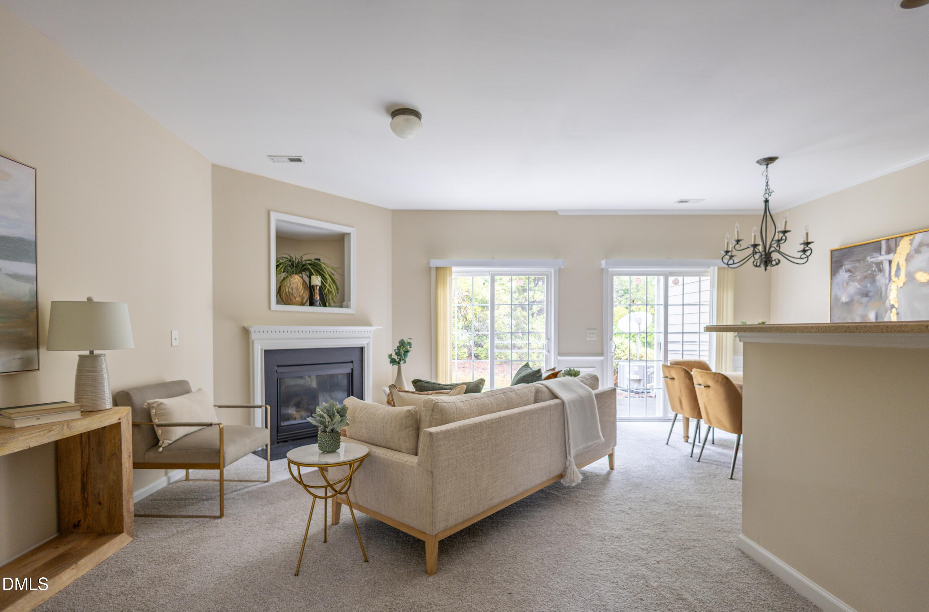 706 Mardonie Reach Lane