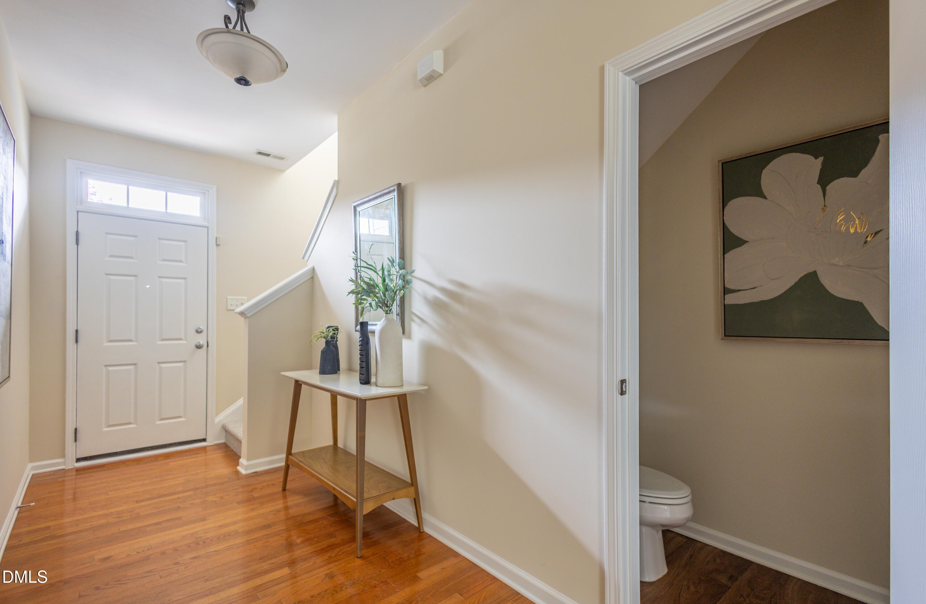 706 Mardonie Reach Lane