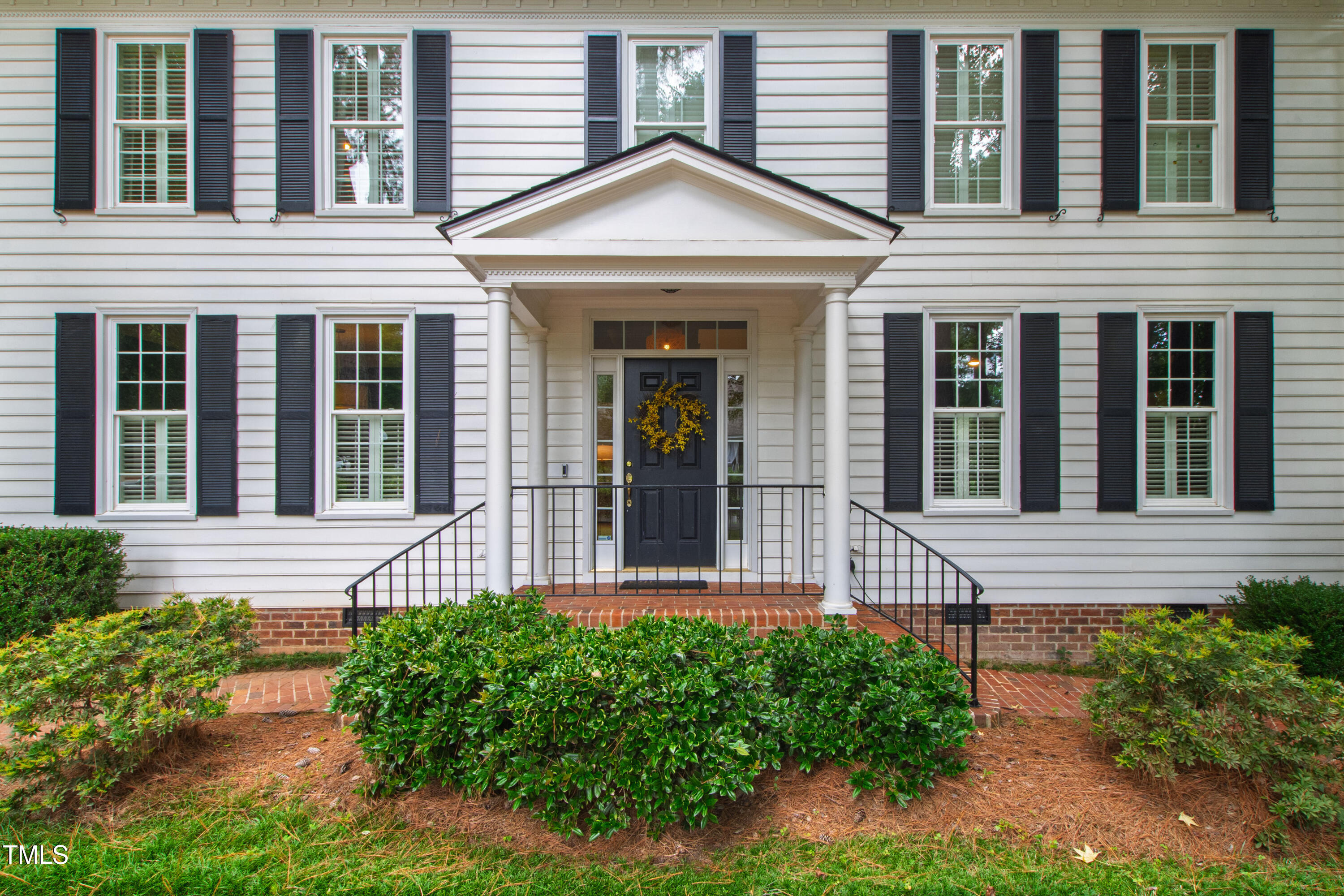 8609 Carriage Tour Lane