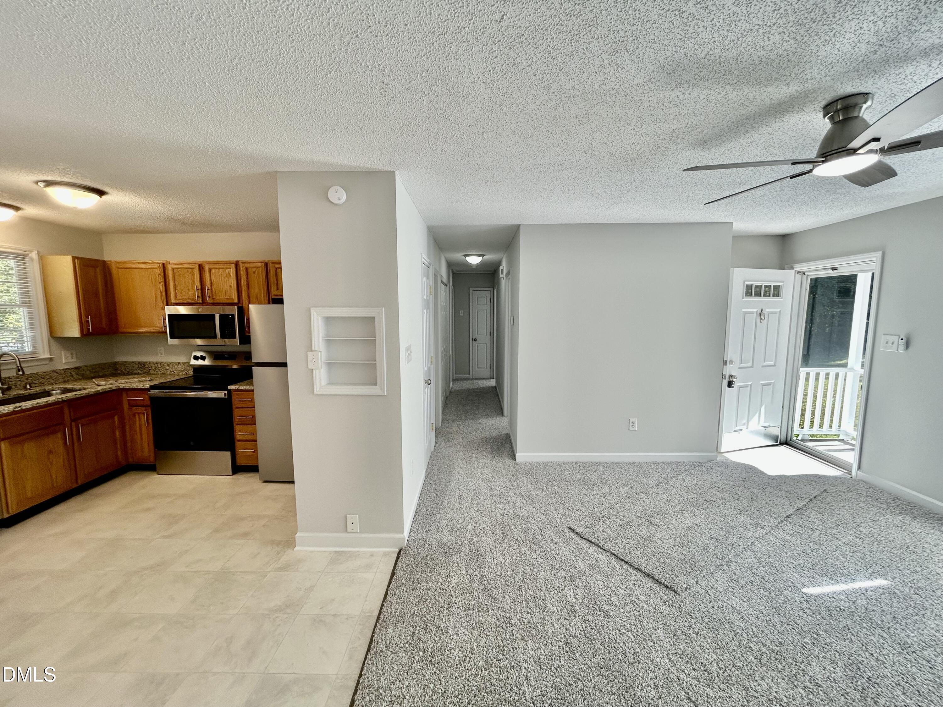 105 105 Glen Ct. Court