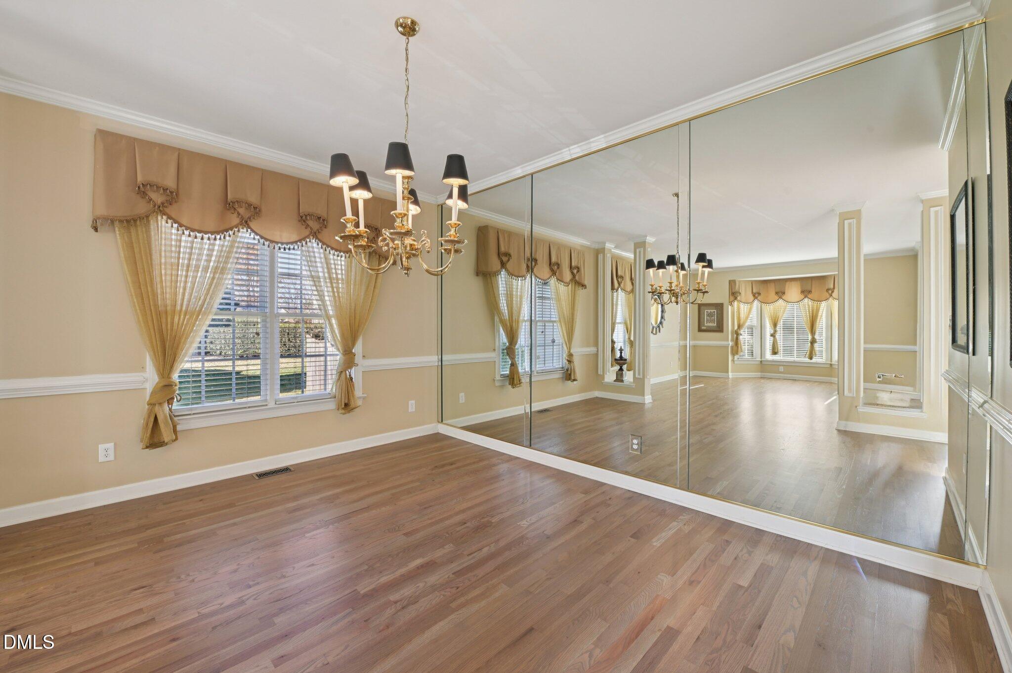 805 Cricketfield Lane