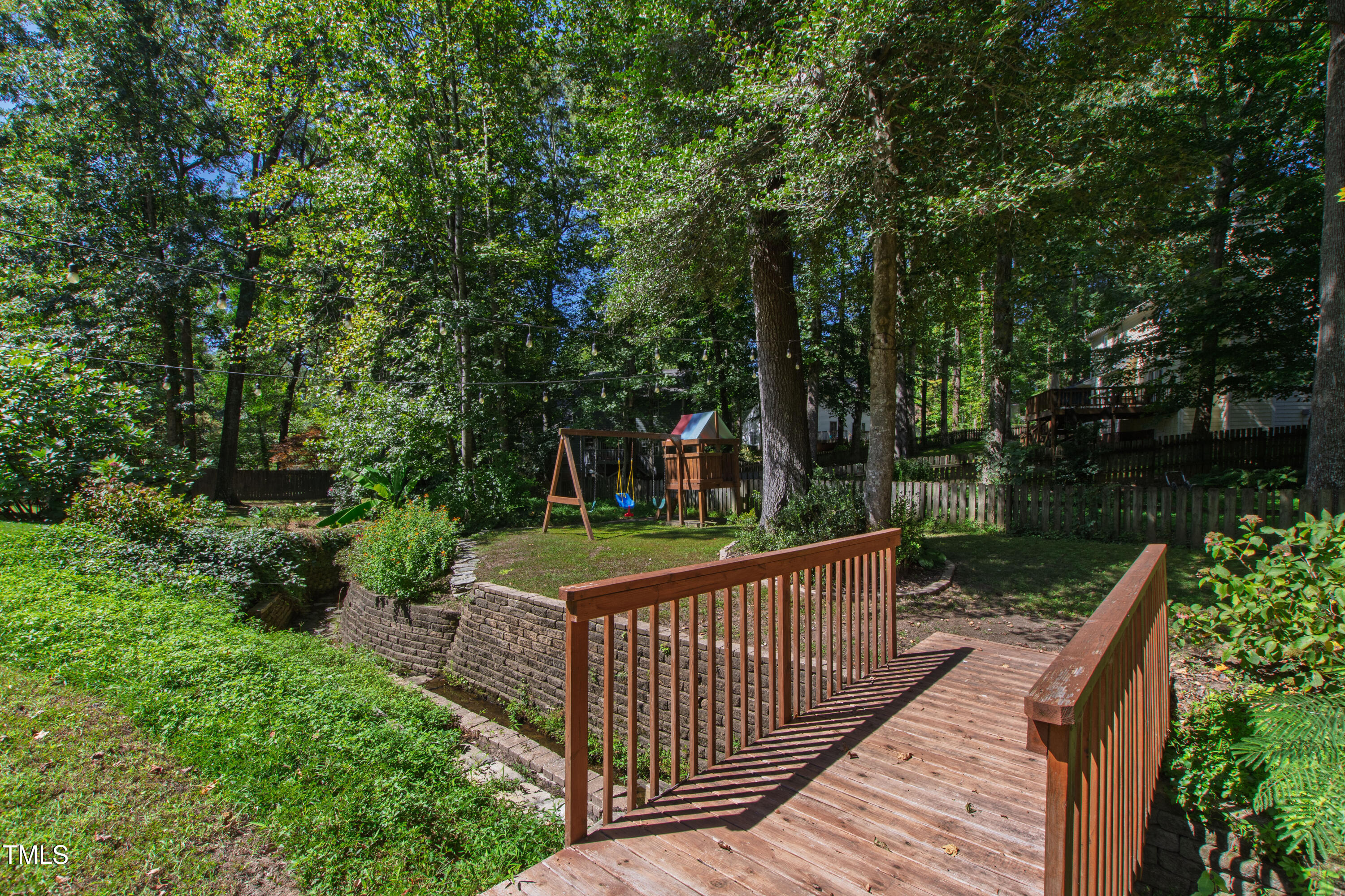 Raleigh, North Carolina 27617, United States, 3 Bedrooms Bedrooms, ,3 BathroomsBathrooms,Residential,Pending,204107