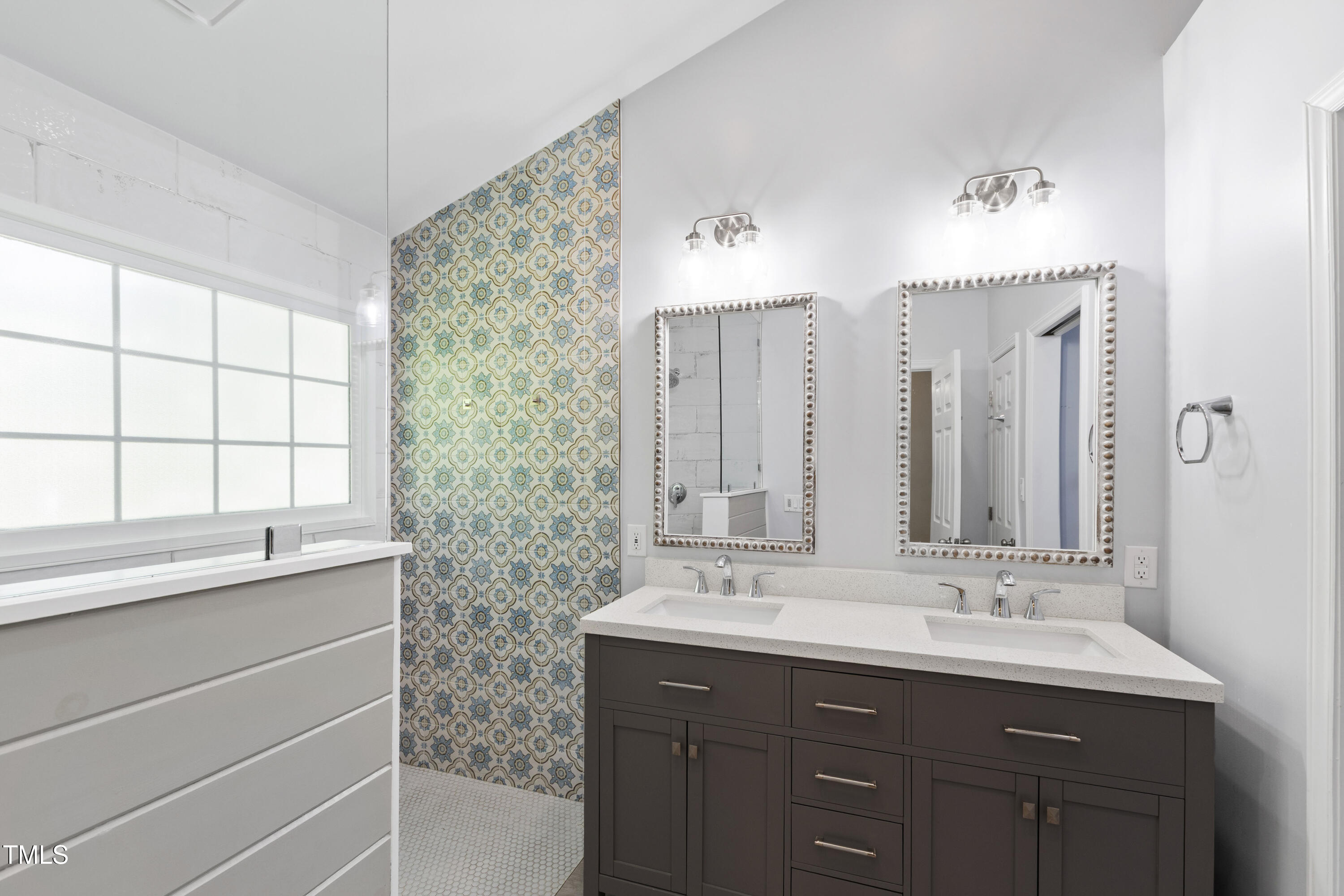 Raleigh, North Carolina 27617, United States, 3 Bedrooms Bedrooms, ,3 BathroomsBathrooms,Residential,Pending,204107