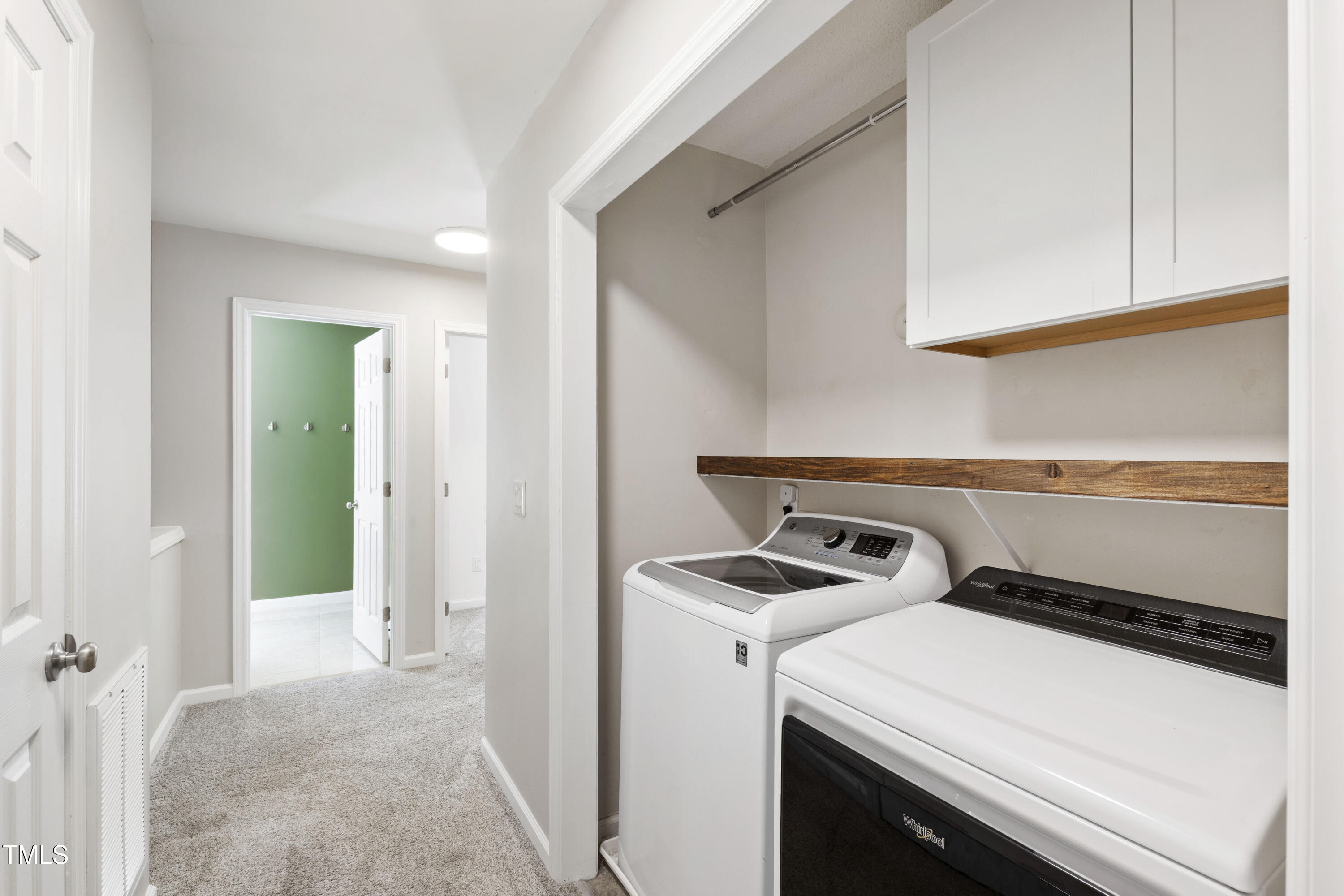 Raleigh, North Carolina 27617, United States, 3 Bedrooms Bedrooms, ,3 BathroomsBathrooms,Residential,Pending,204107