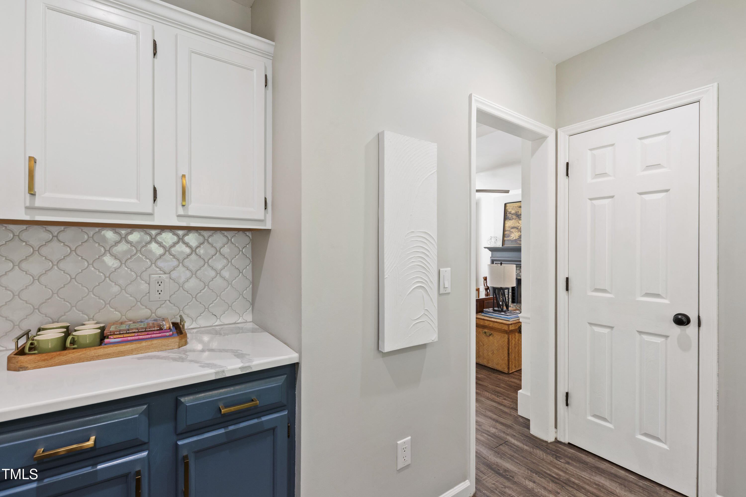 Raleigh, North Carolina 27617, United States, 3 Bedrooms Bedrooms, ,3 BathroomsBathrooms,Residential,Pending,204107