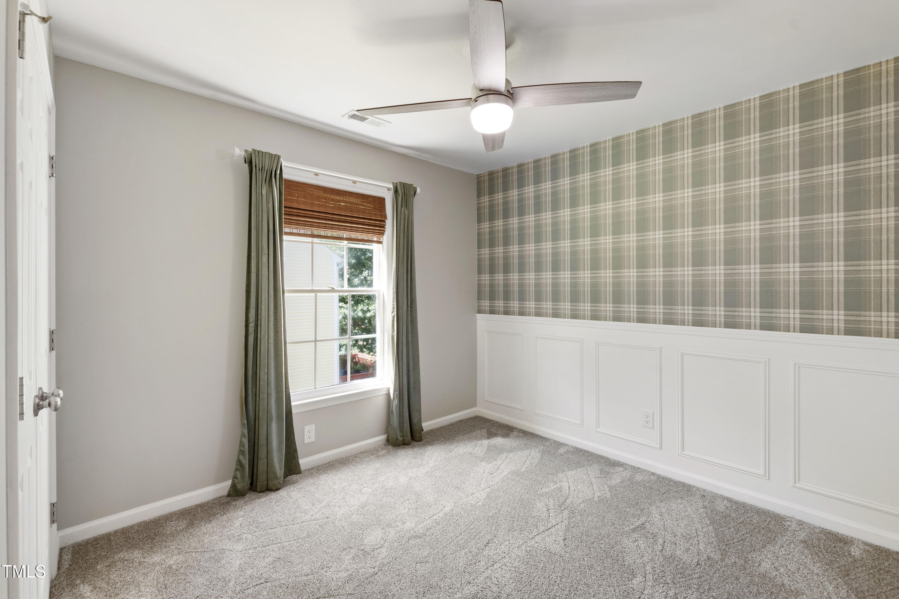 Raleigh, North Carolina 27617, United States, 3 Bedrooms Bedrooms, ,3 BathroomsBathrooms,Residential,Pending,204107