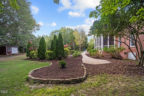 A home in Holly Springs