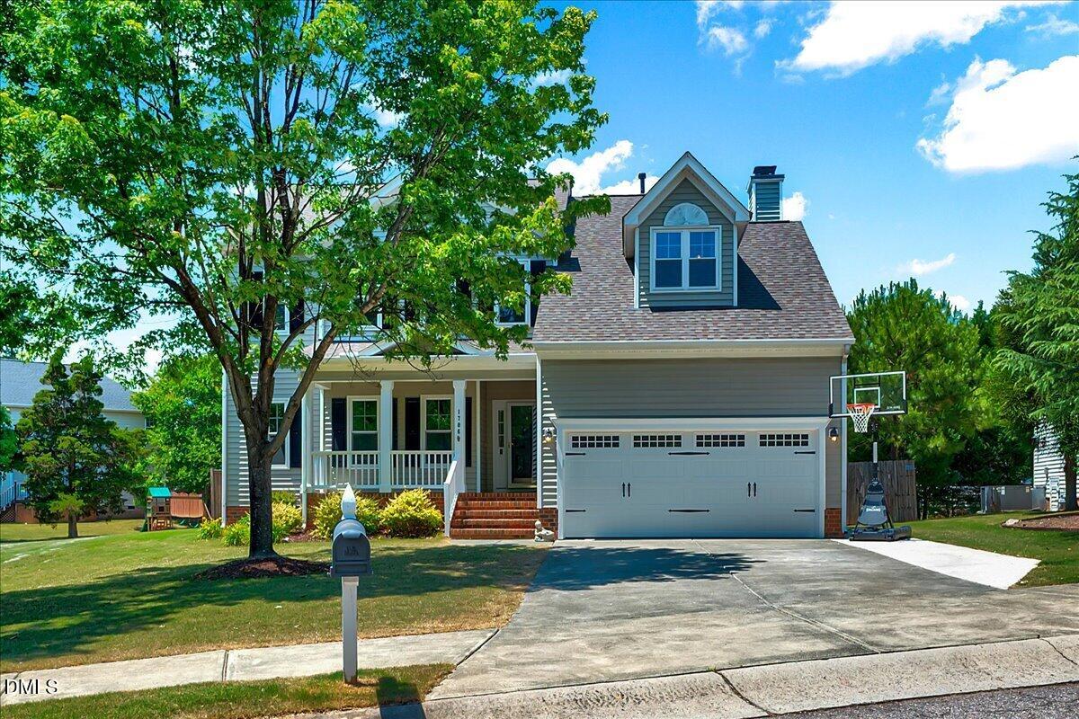 1706 Magnolia Oak Place
