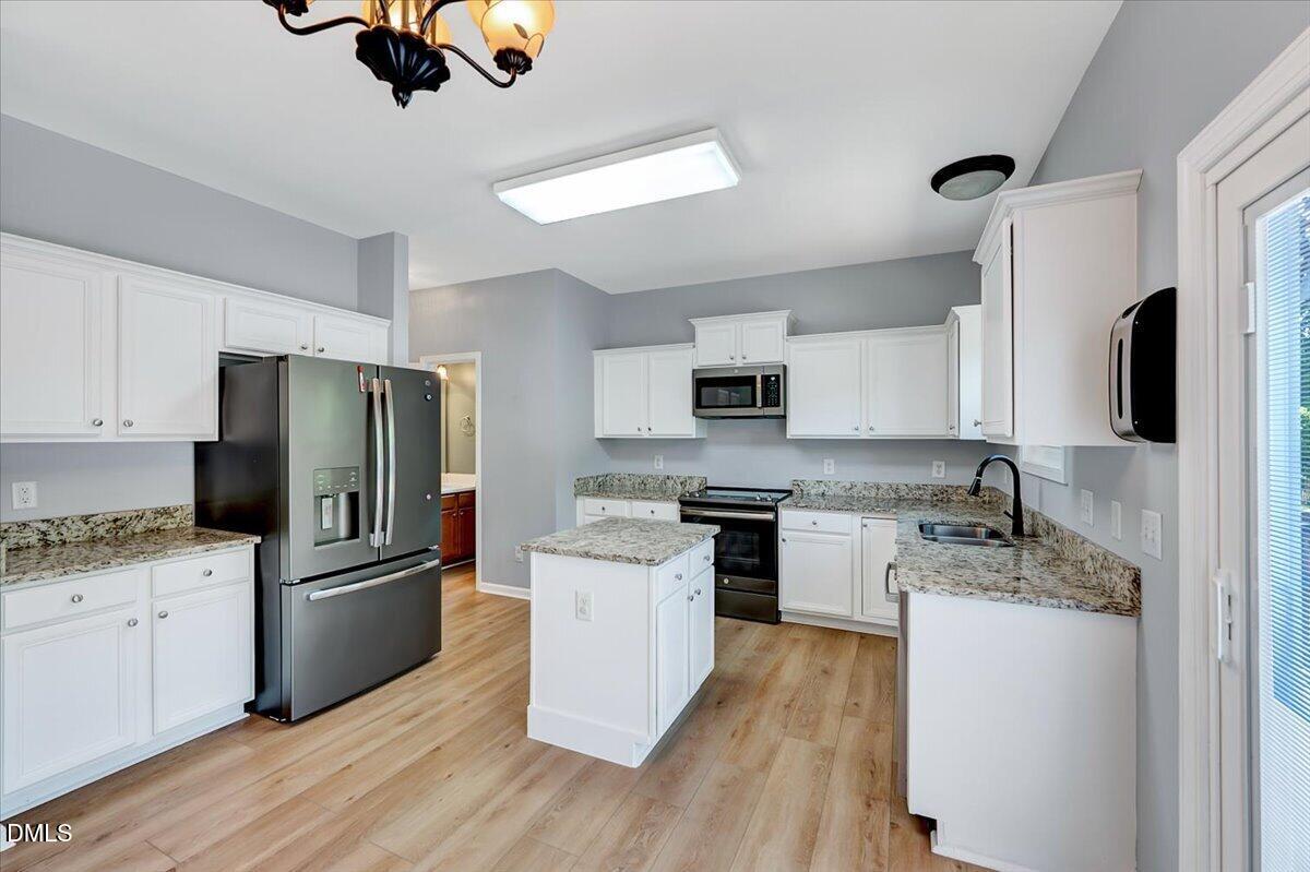 1706 Magnolia Oak Place