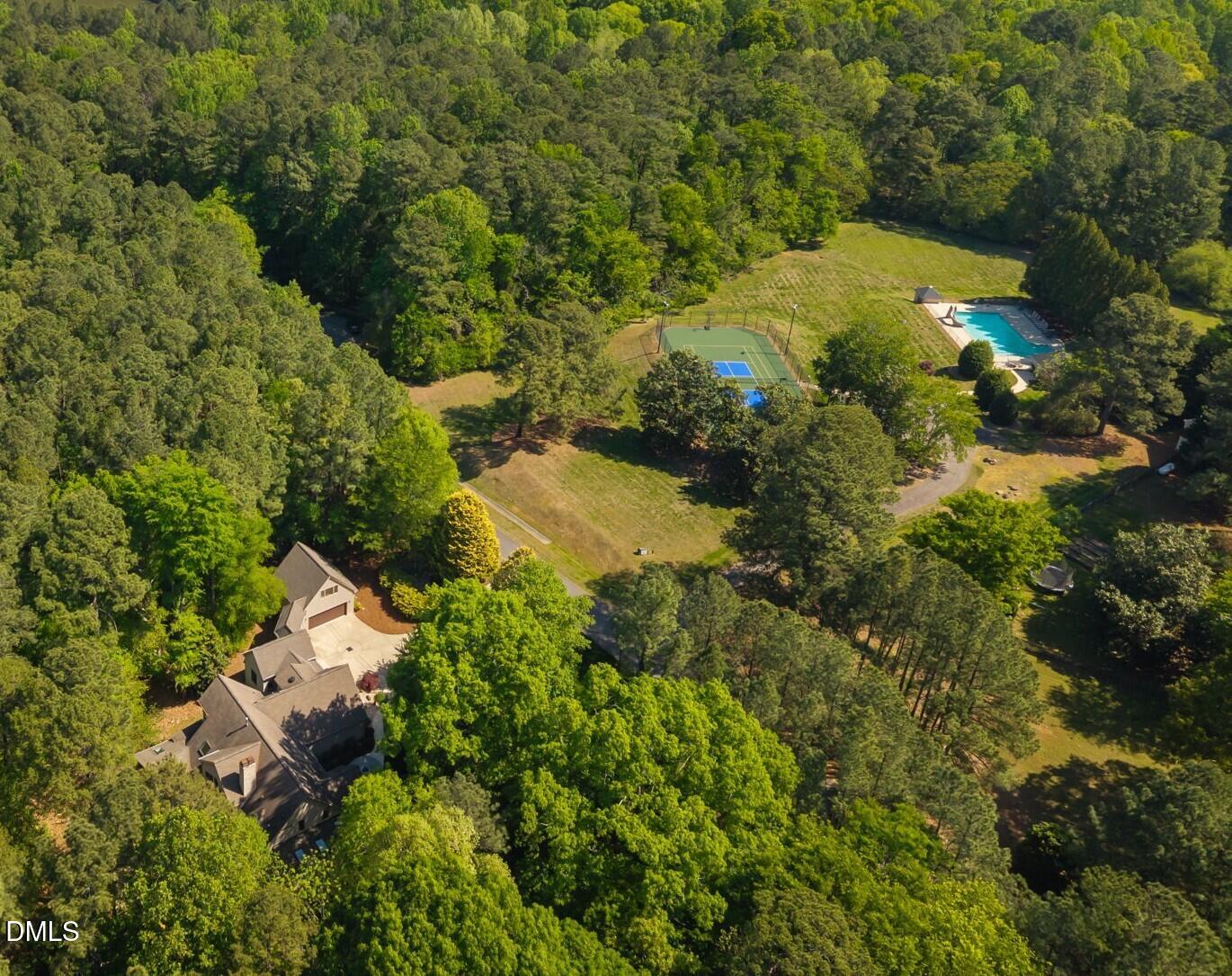 12117 Cliffside Circle