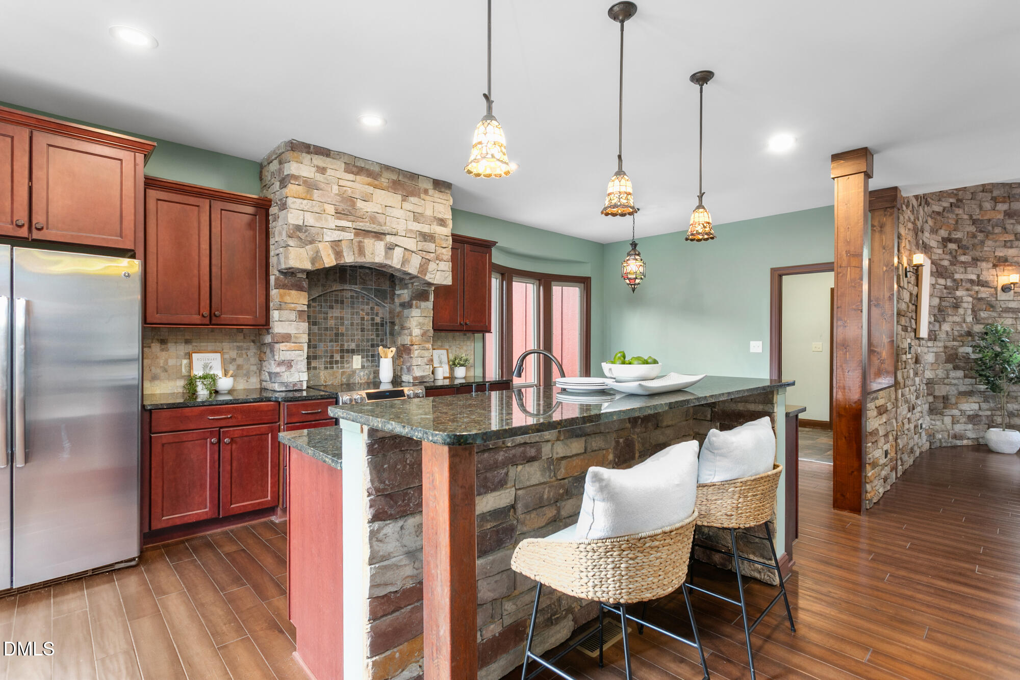 3240 Hillcastle Trail