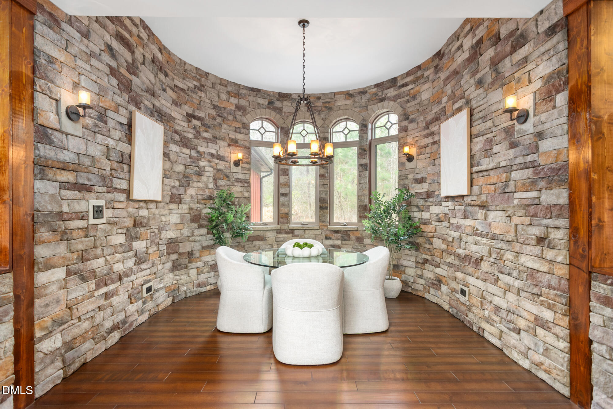 3240 Hillcastle Trail