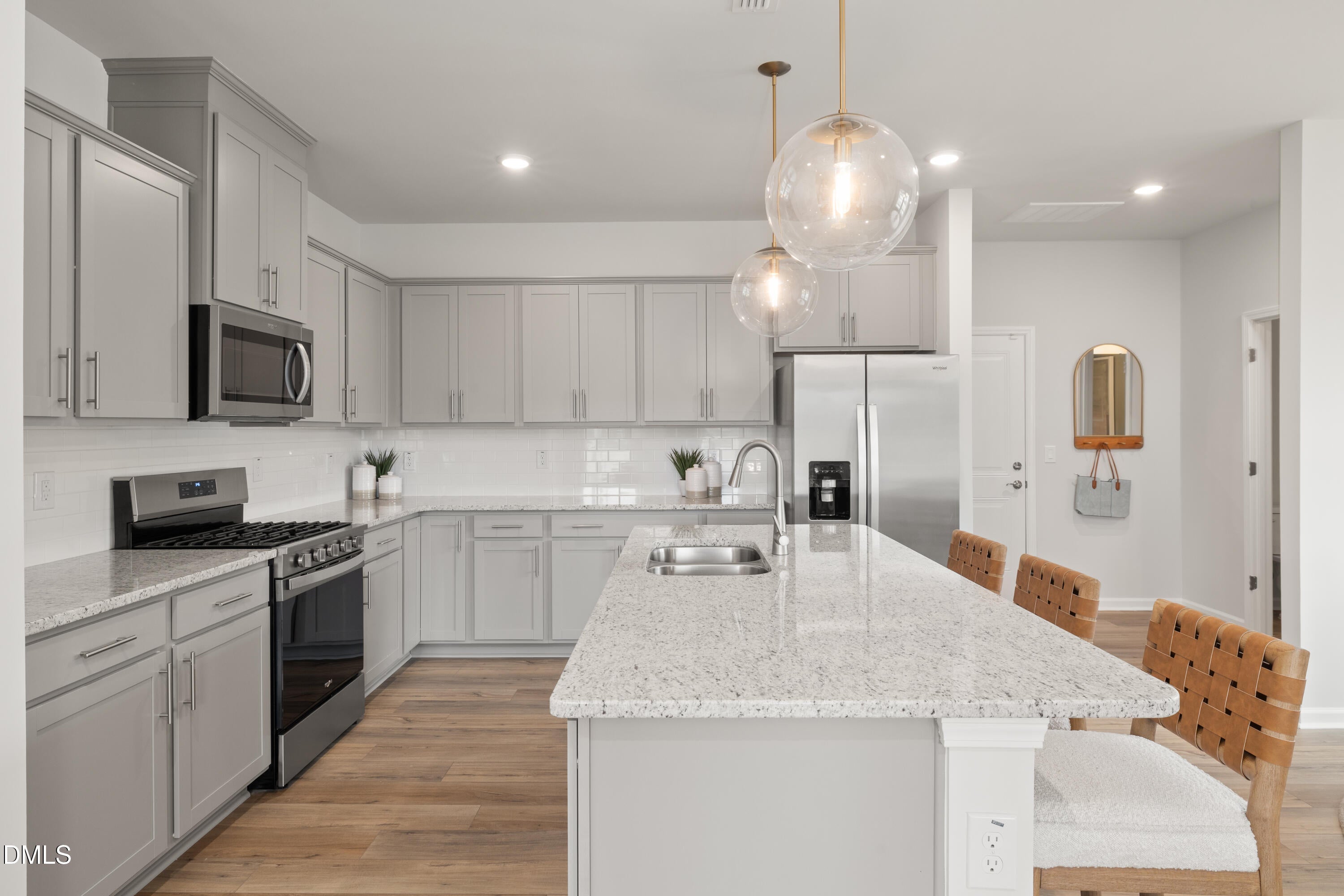 837 Weavers Abbey Place