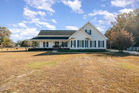 A home in Dunn