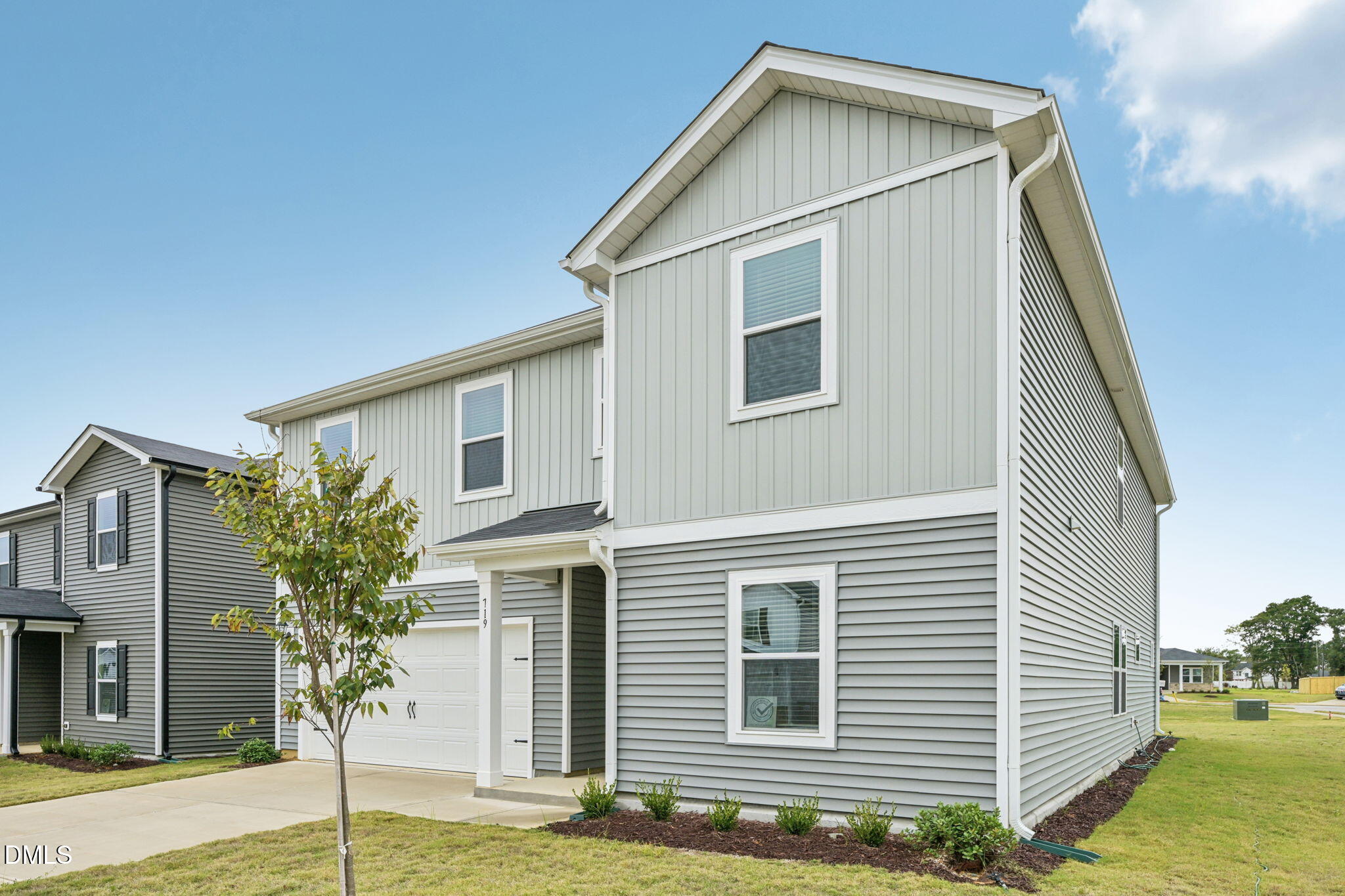 719 White Birch Lane