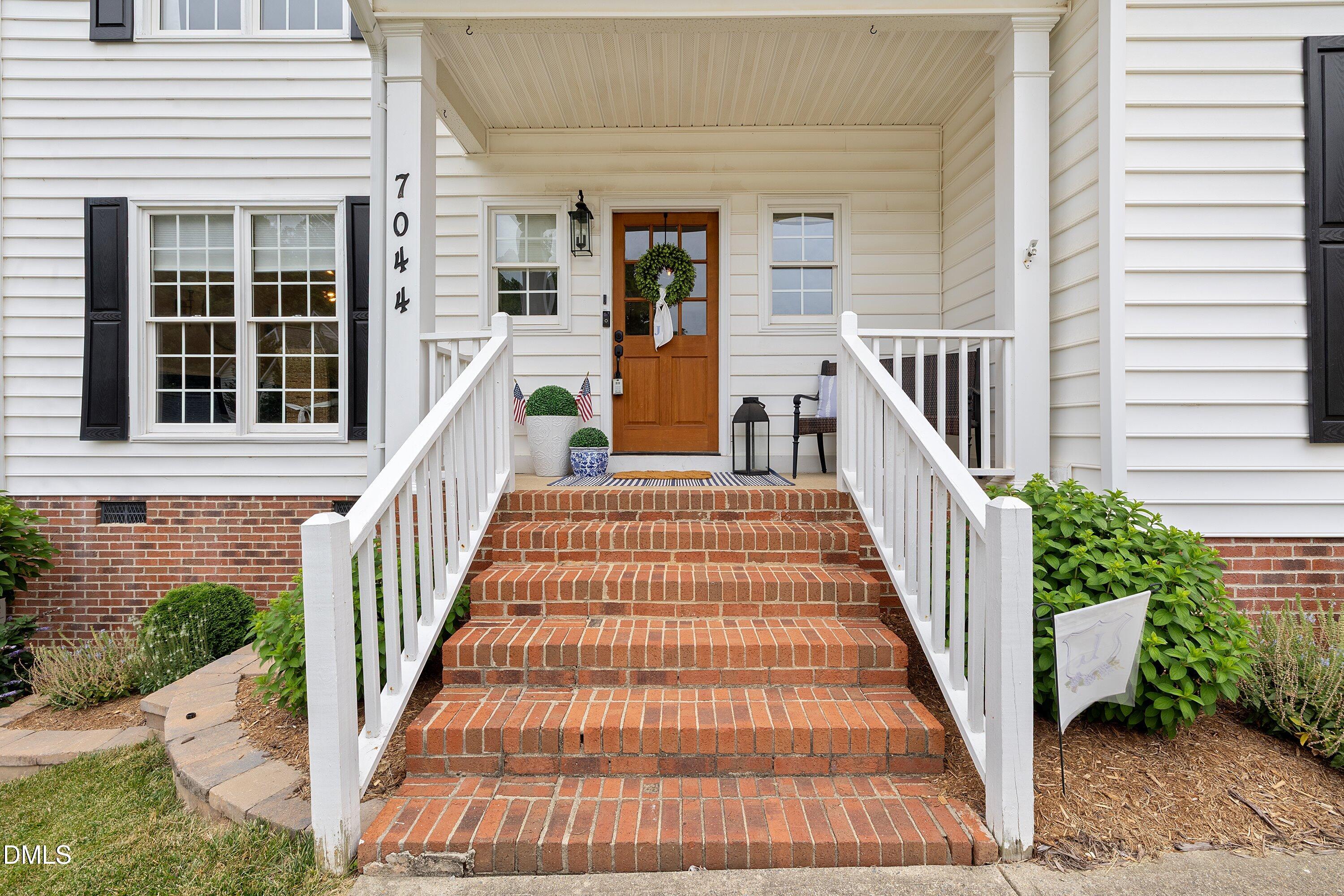 7044 Bellard Court