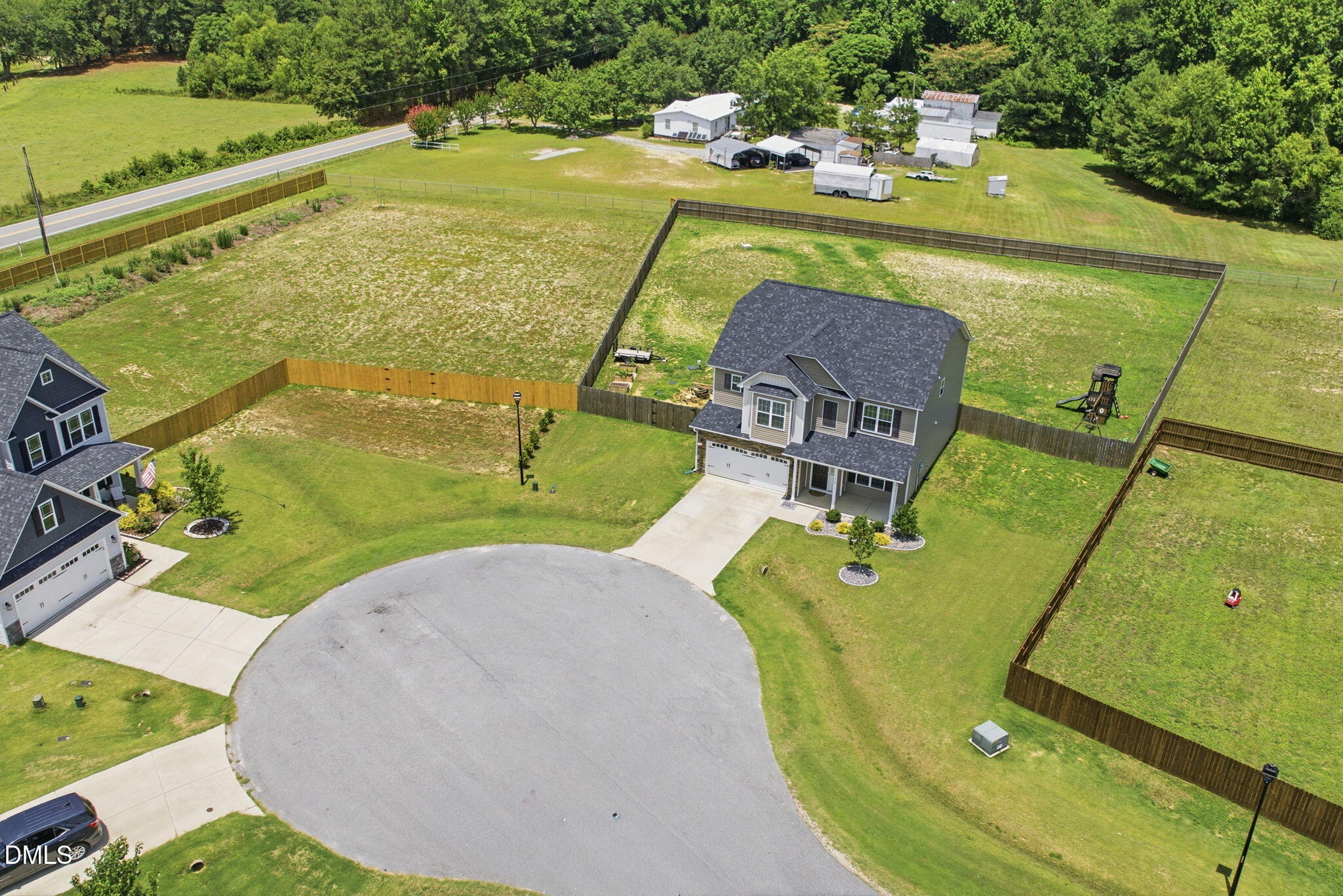 118 W Sand Luggs Court