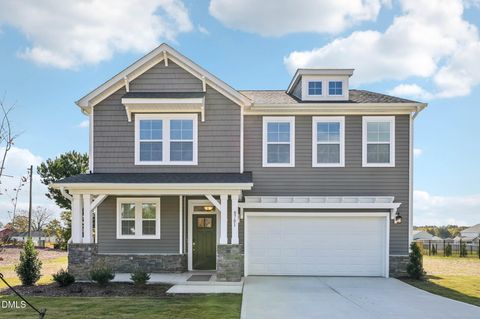 8701 Maxine Street Willow Springs NC 27592