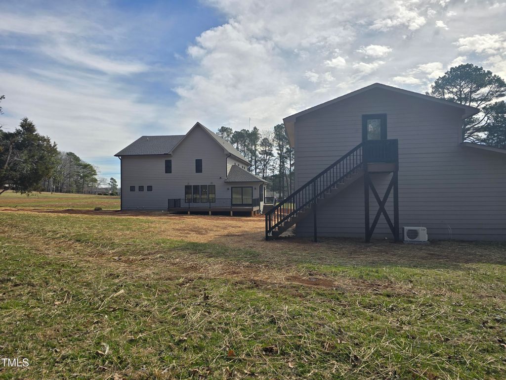 listing image 49