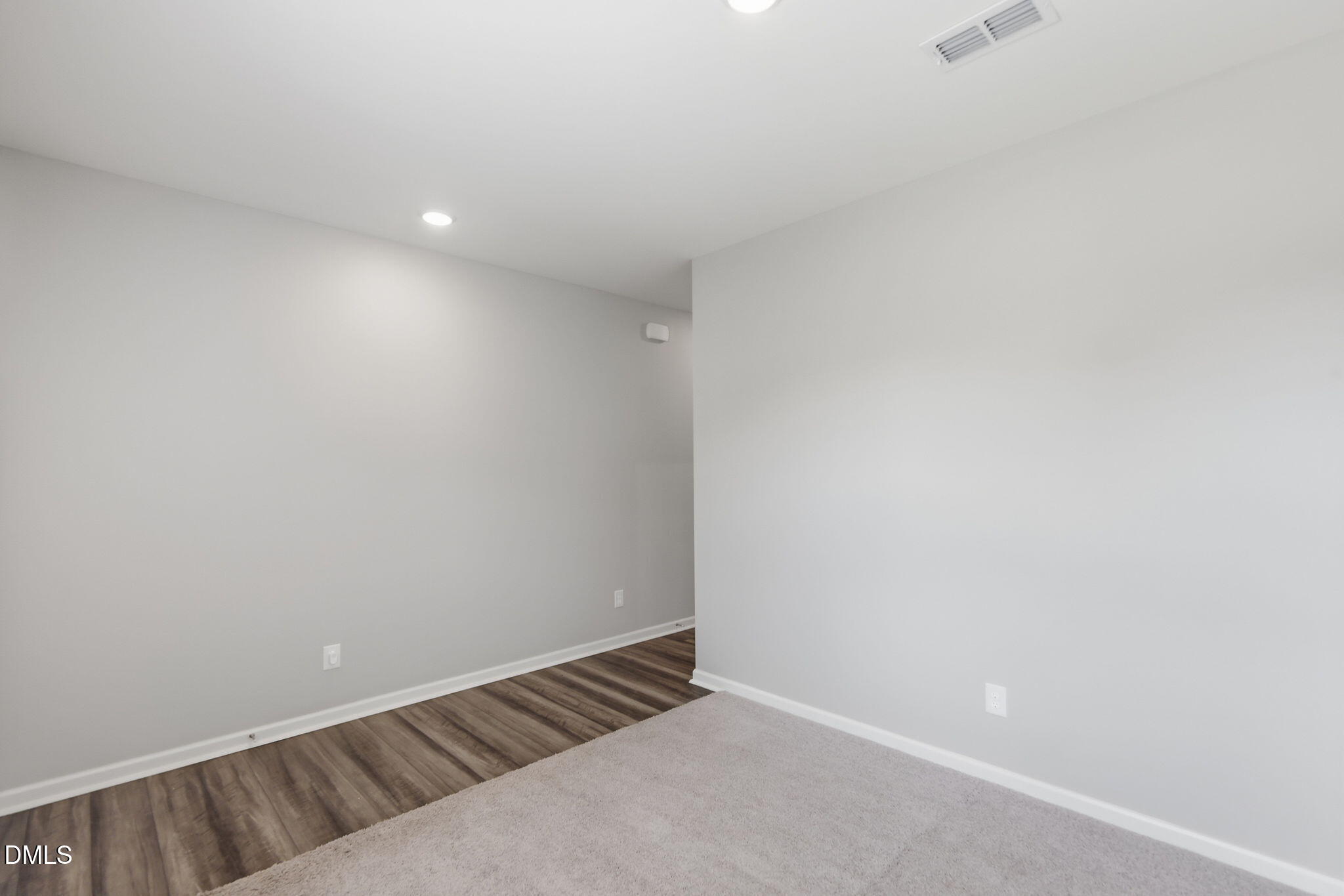 1114 Centerview Drive