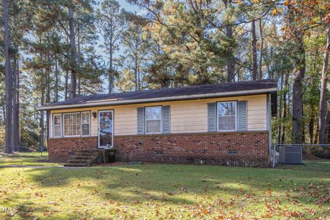 A home in Wendell