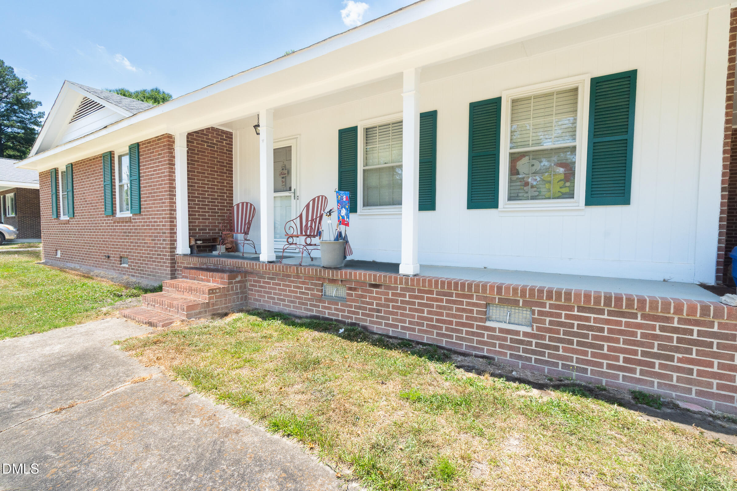 3011 Eliza Place N