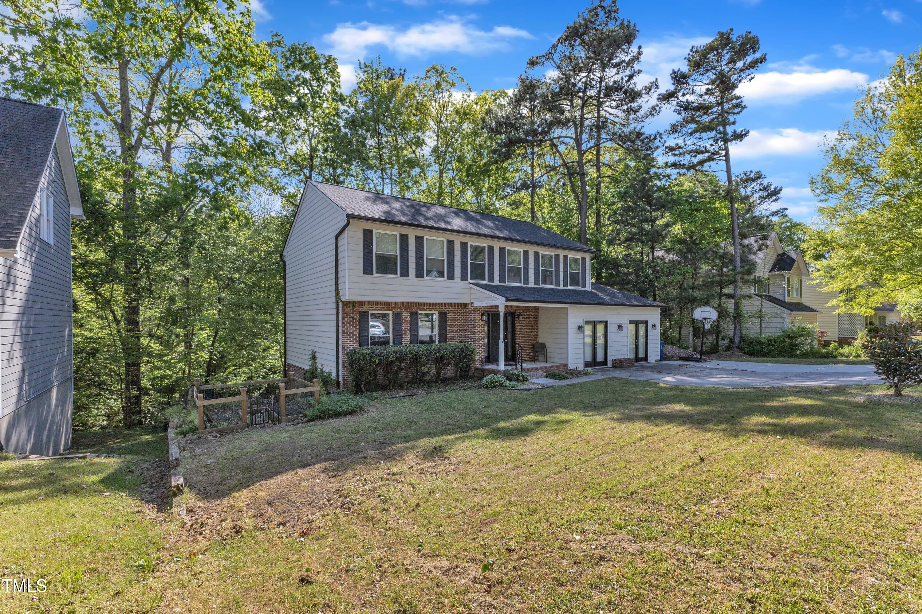 5315 Oakbrook Drive