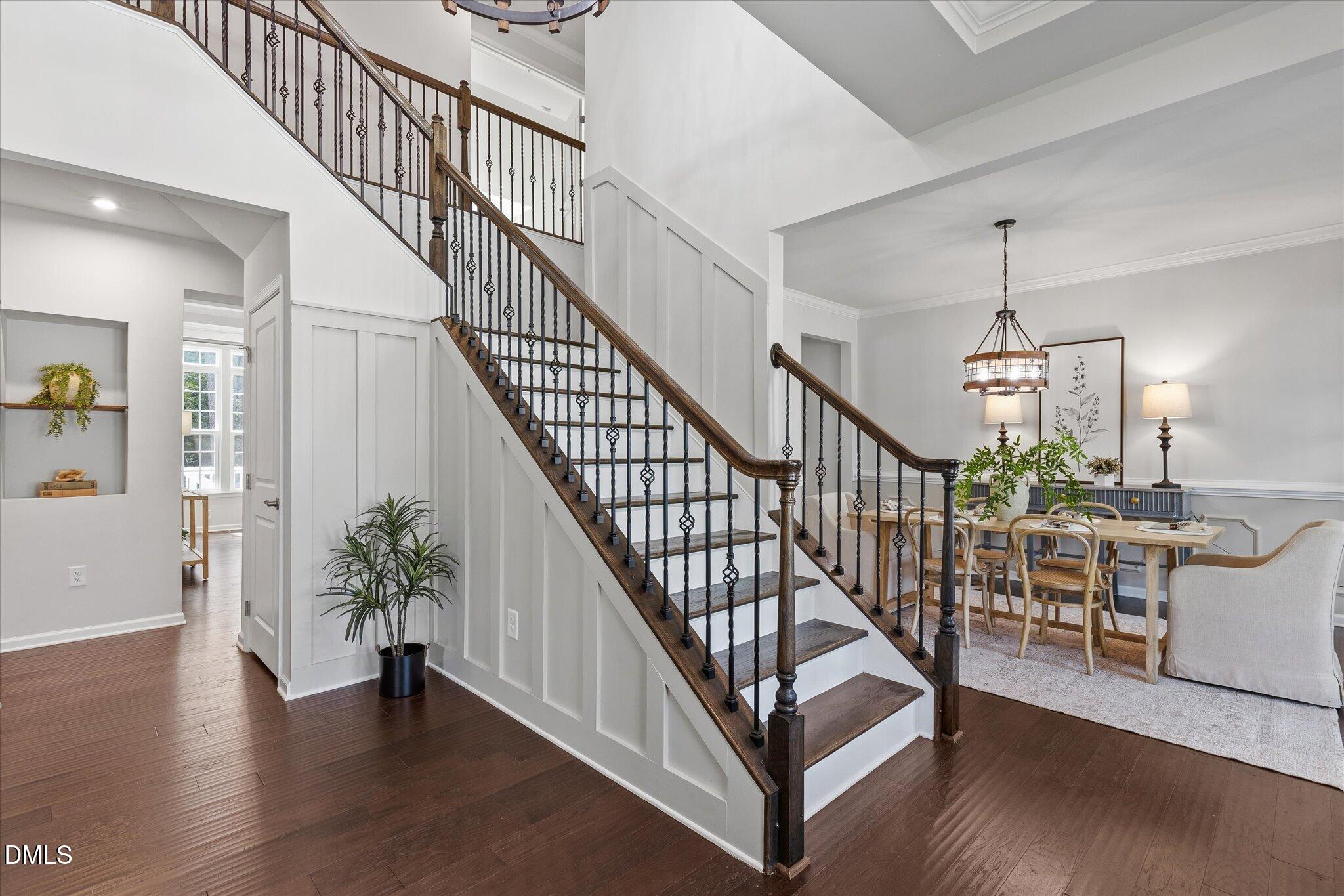 2812 Clifton Oaks Drive