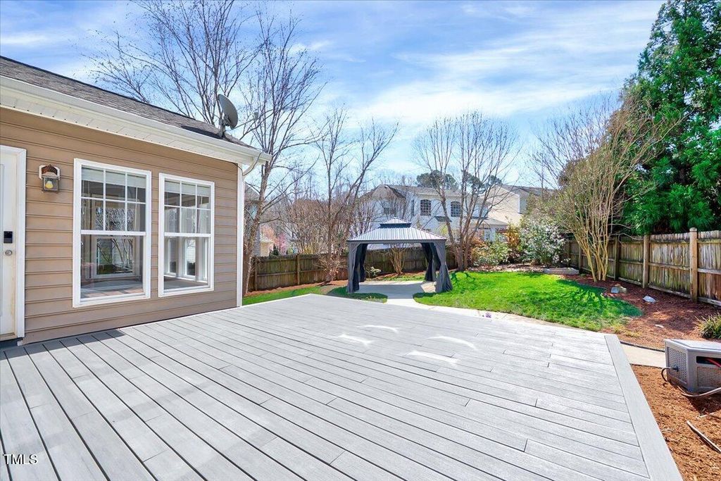 listing image 44