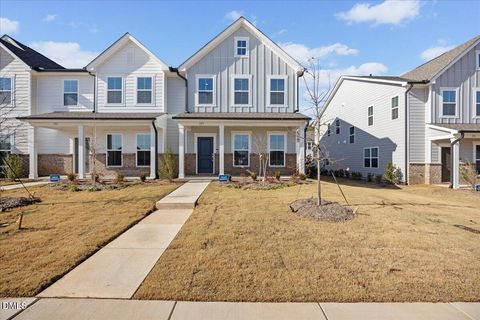 Photo of 373 Fosterton Cottage Way, Raleigh, NC 27603 (MLS # 10136440)
