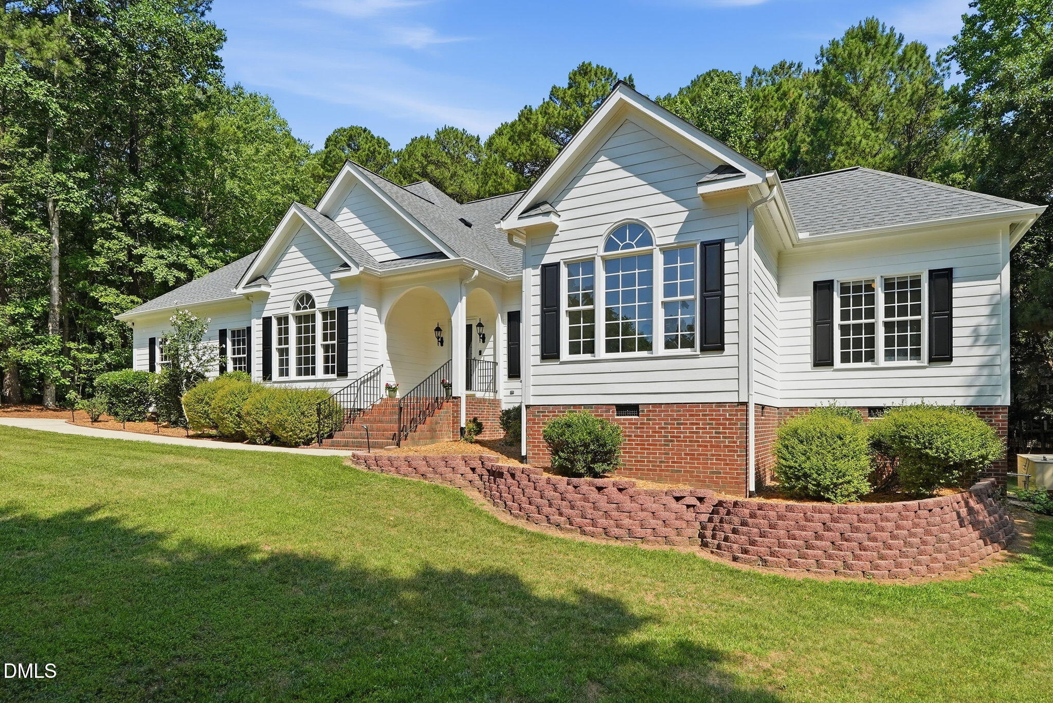 2704 Dray Court