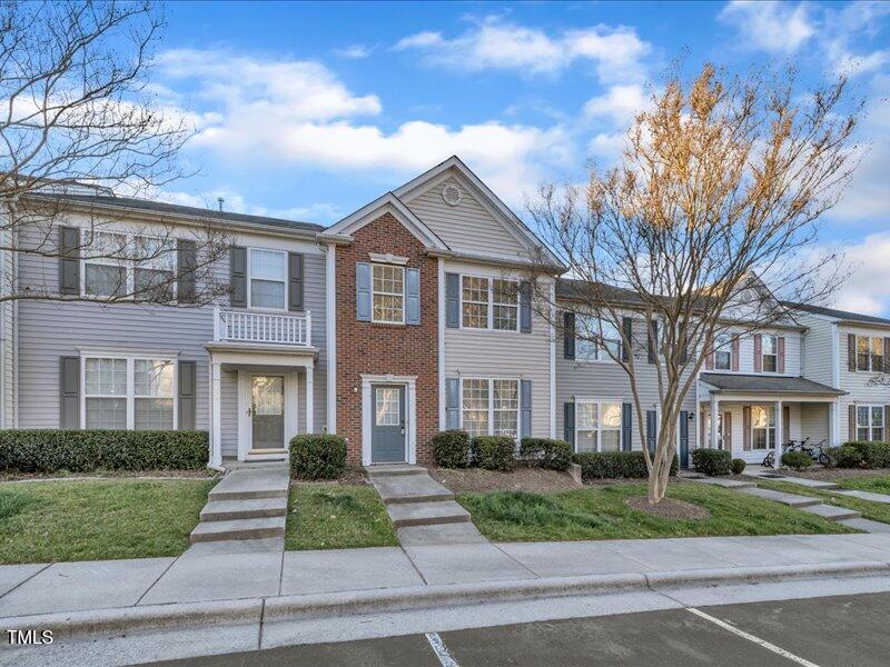 706 Canyon Lake Circle