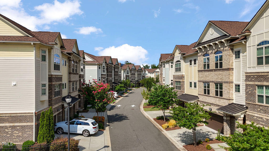 341 View Drive