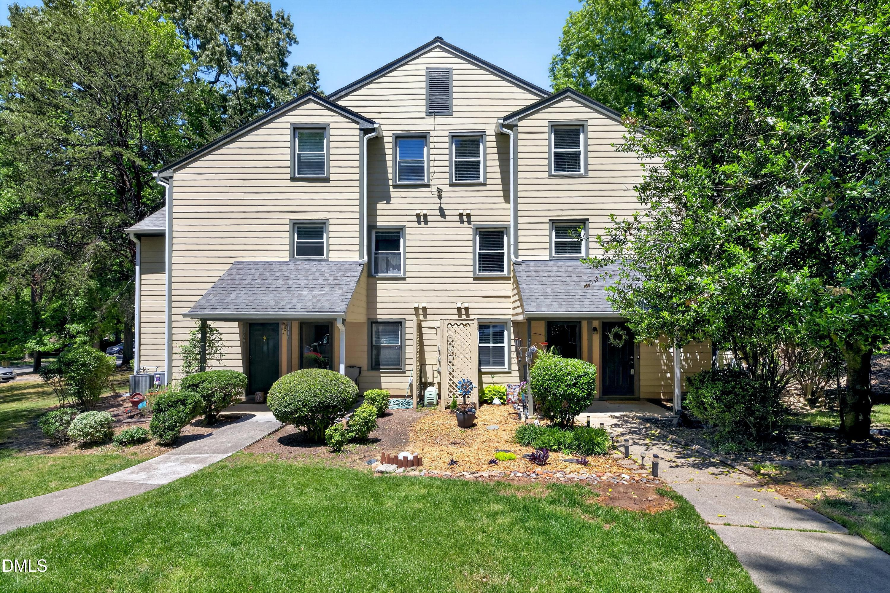 112 Broad Leaf Circle