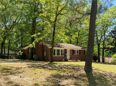 Photo of 1008 Mohawk Avenue, Fayetteville, NC 28303 (MLS # LP762747)
