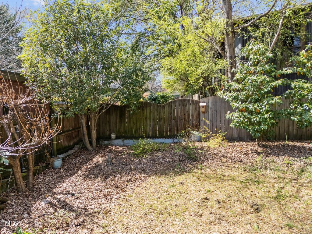 listing image 40